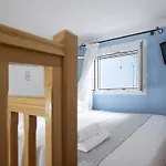 Garifalakis House * Pollonia
