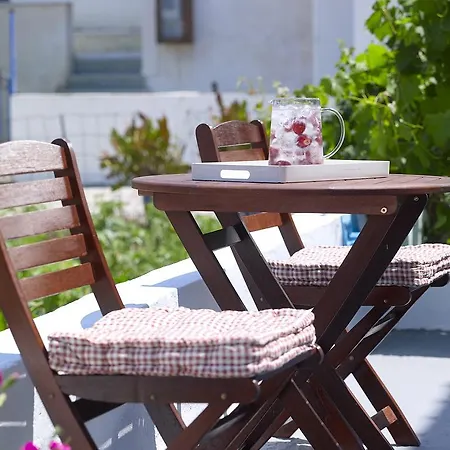 Garifalakis House Pollonia