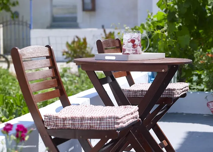 Garifalakis House Pollonia